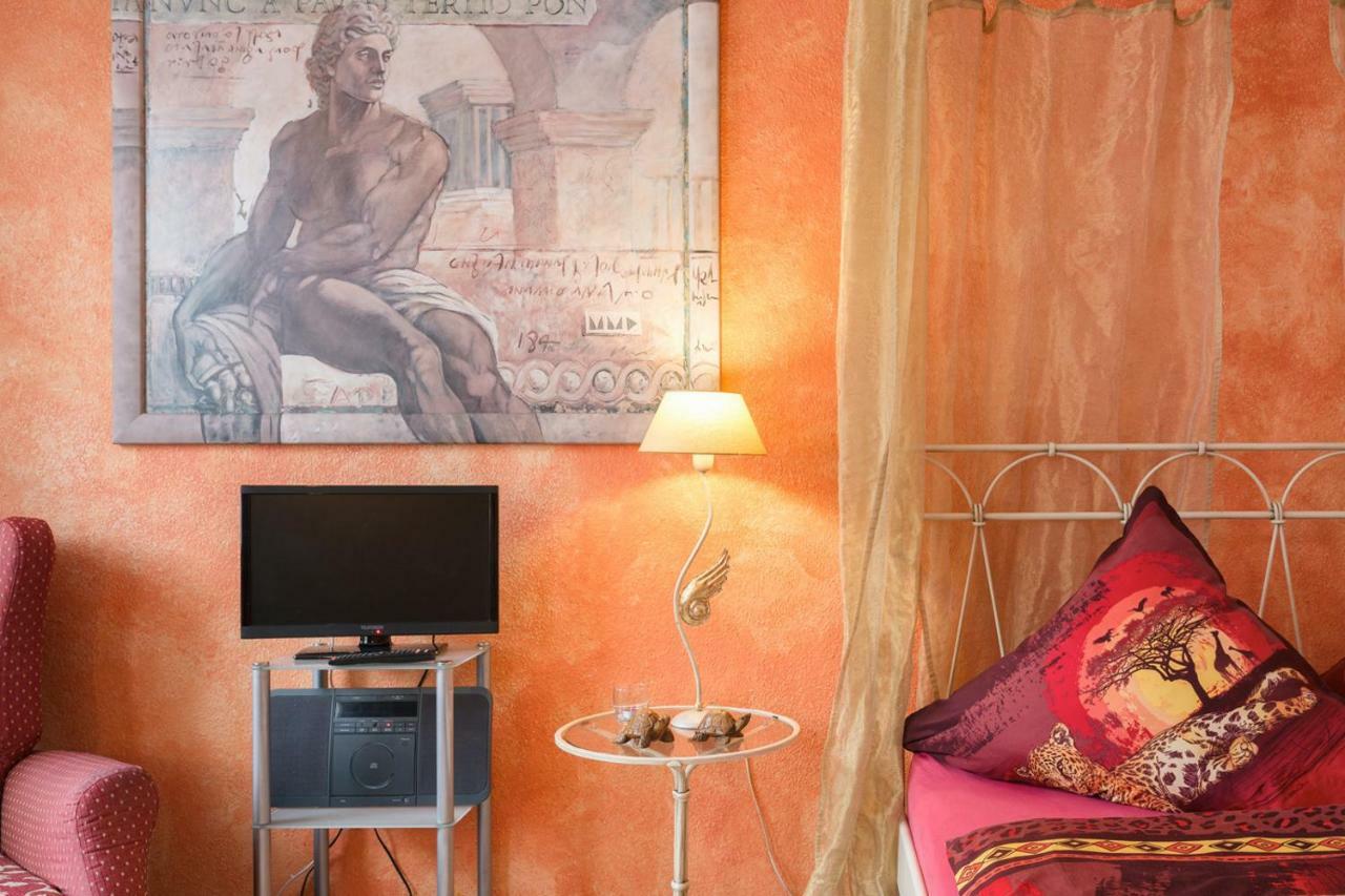 Ferienwohnung Residenz Bis 6 Gaeste , Ferienwohnung Dresden Bis 4 Gaeste, Ferienwohnung Elbflorenz Bis 2 Gaeste Bagian luar foto