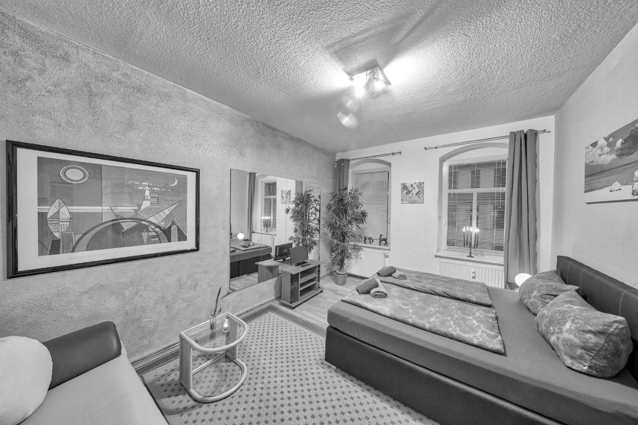 Ferienwohnung Residenz Bis 6 Gaeste , Ferienwohnung Dresden Bis 4 Gaeste, Ferienwohnung Elbflorenz Bis 2 Gaeste Bagian luar foto